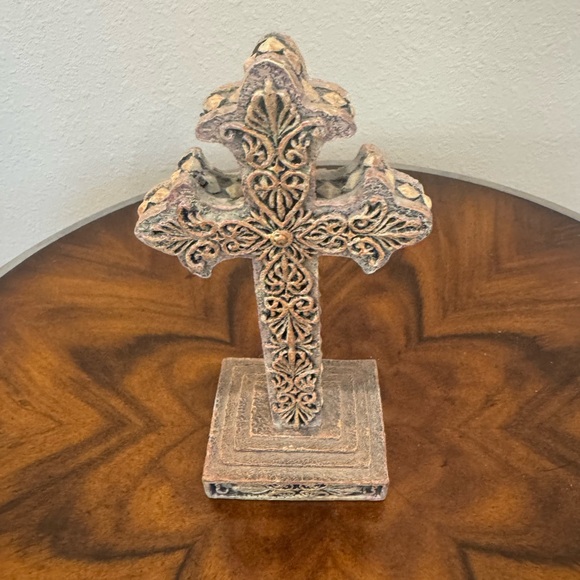 Other - Distressed Ornate Decorative 8”  Cross Home Accent